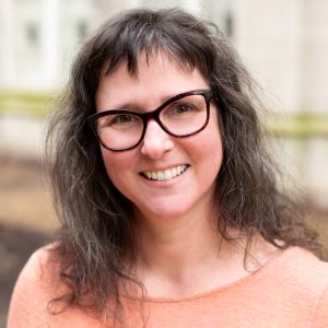 Jennifer Baker Head shot